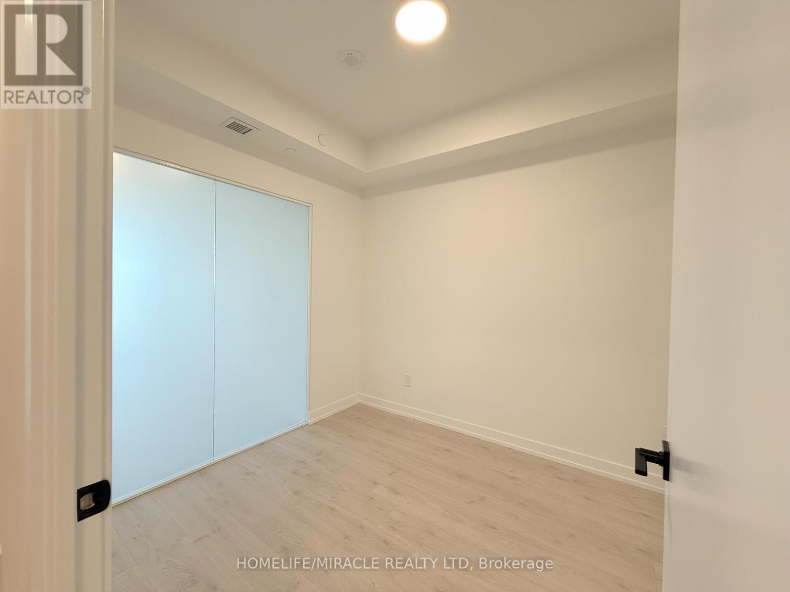 510 - 2501 Saw Whet Boulevard, Oakville, Ontario  L6M 5N2 - Photo 15 - W12196802