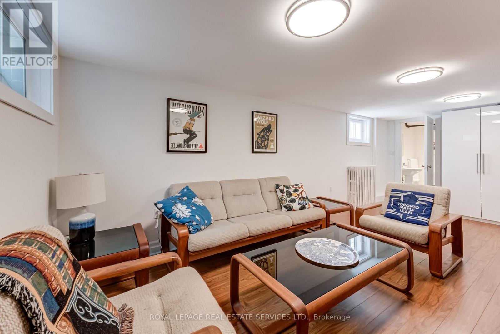 880 Windermere Avenue, Toronto, Ontario  M6S 3M9 - Photo 14 - W12196817
