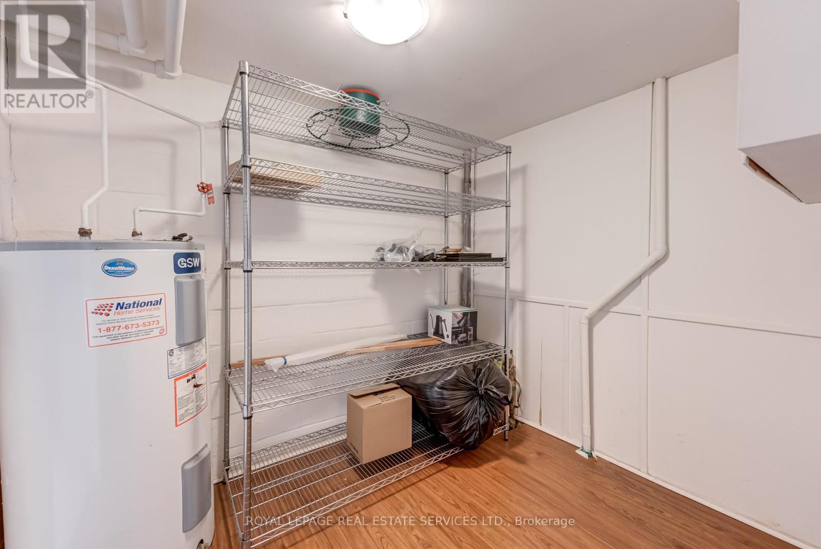 880 Windermere Avenue, Toronto, Ontario  M6S 3M9 - Photo 17 - W12196817