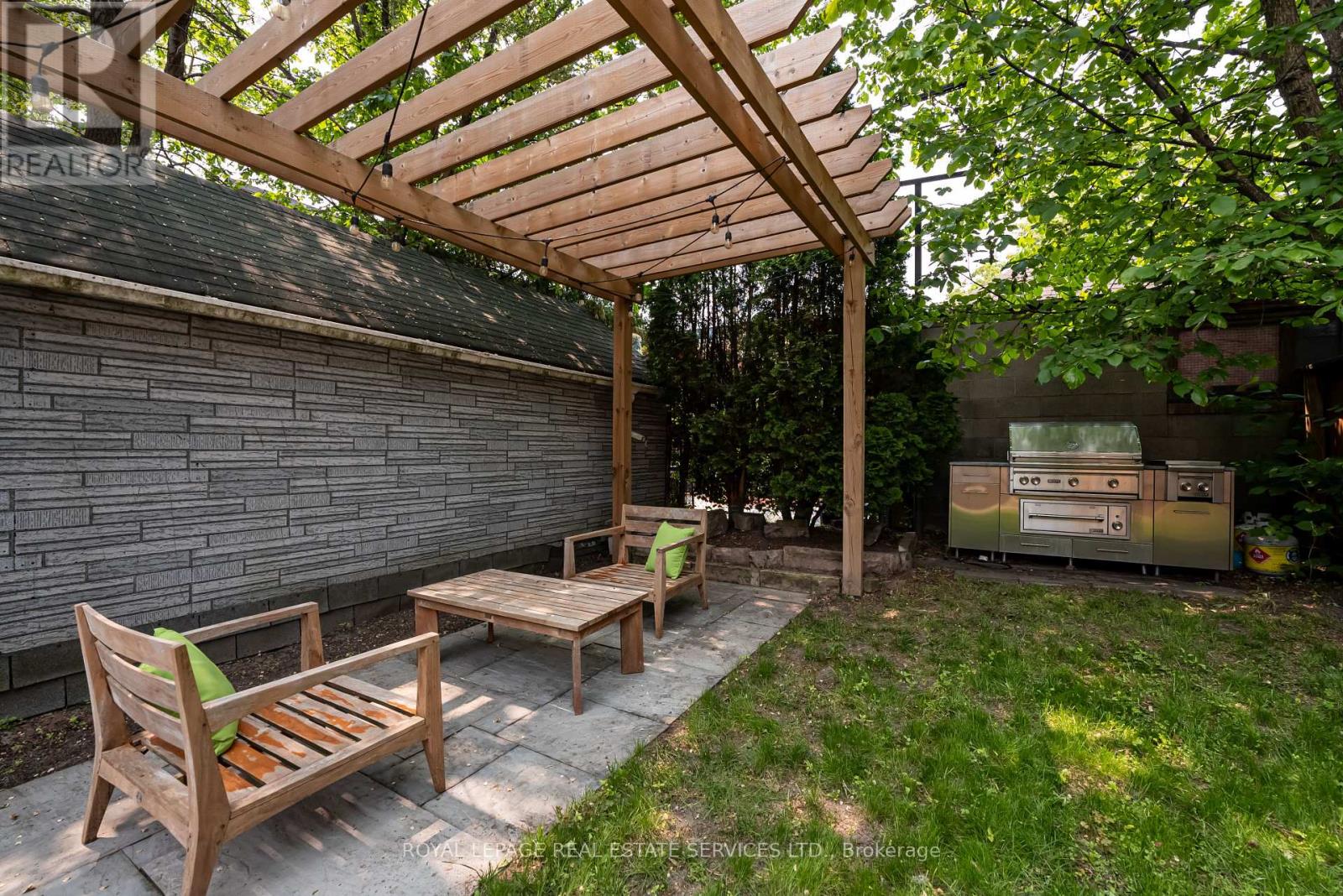 880 Windermere Avenue, Toronto (Runnymede-Bloor West Village), Ontario  M6S 3M9 - Photo 23 - W12196817