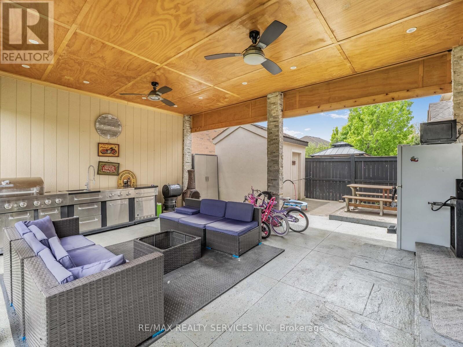 242 Milkweed Way, Oakville, Ontario  L6L 0A6 - Photo 42 - W12173660