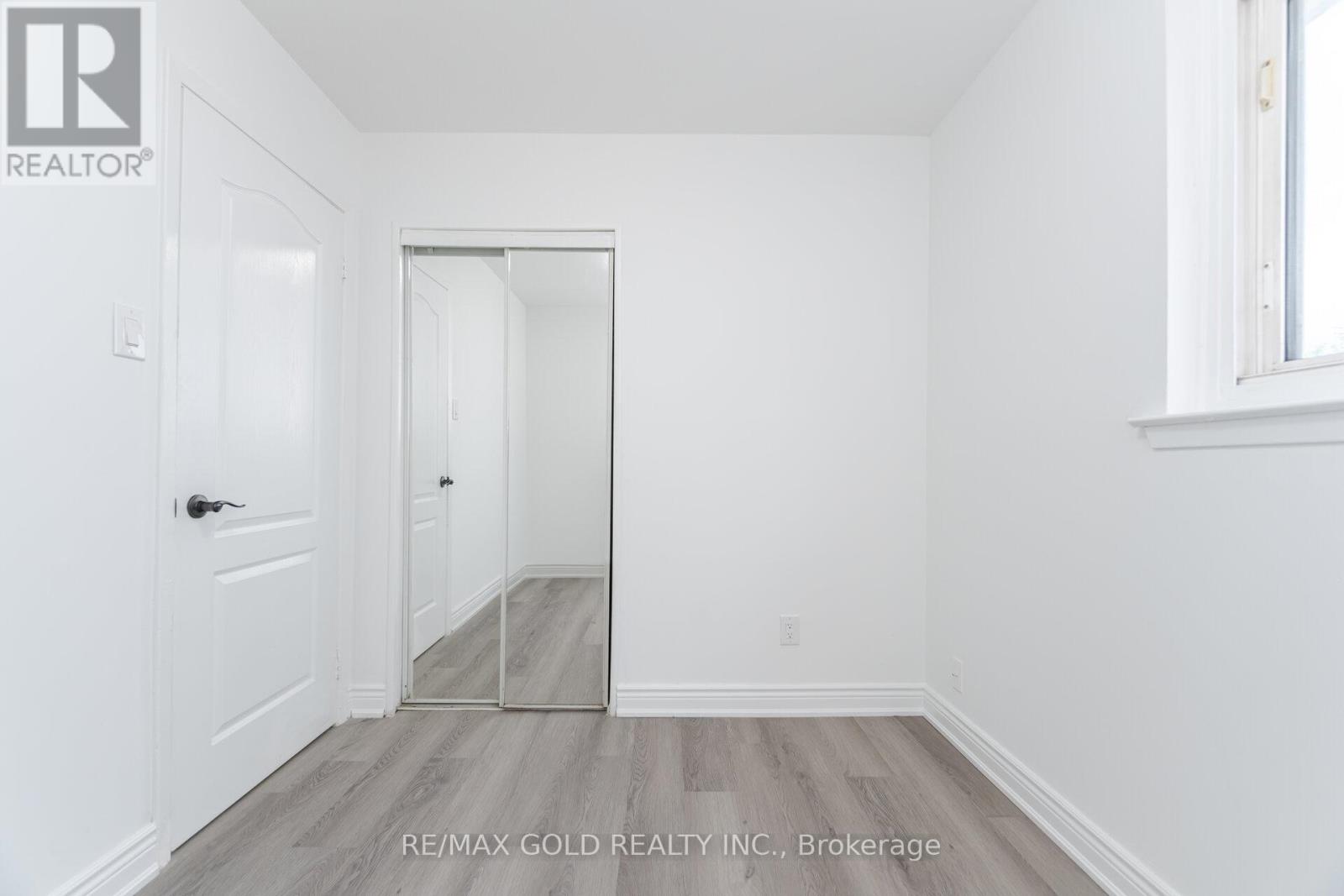 3068 Morning Star Drive, Mississauga, Ontario  L4T 1X2 - Photo 26 - W12157004