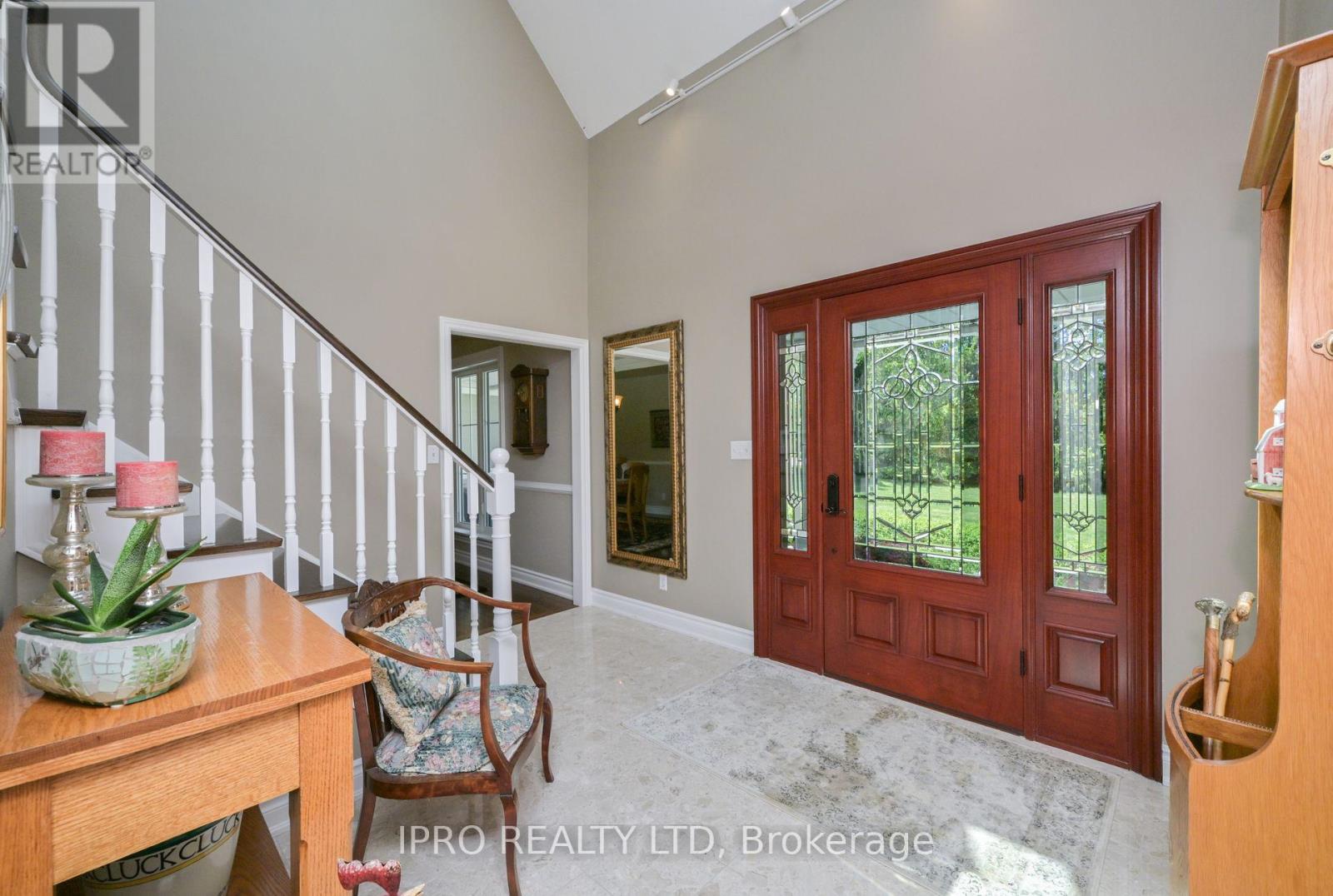 Property at 5263 TENTH LINE image 3