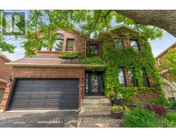 14 LISMER DRIVE, Whitby, Ontario