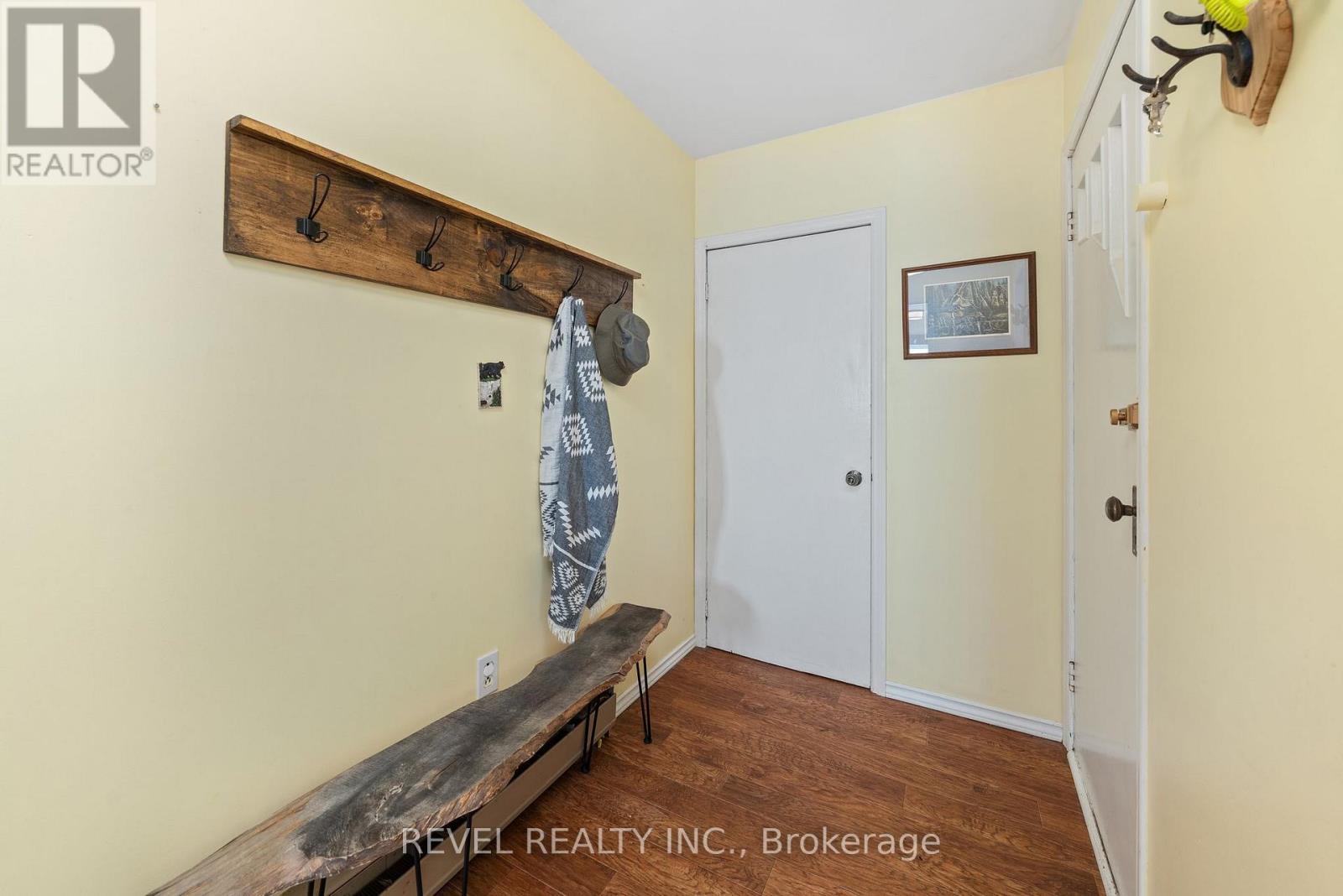 20 Benson Boulevard, Kawartha Lakes, Ontario  K0M 1K0 - Photo 10 - X12196886