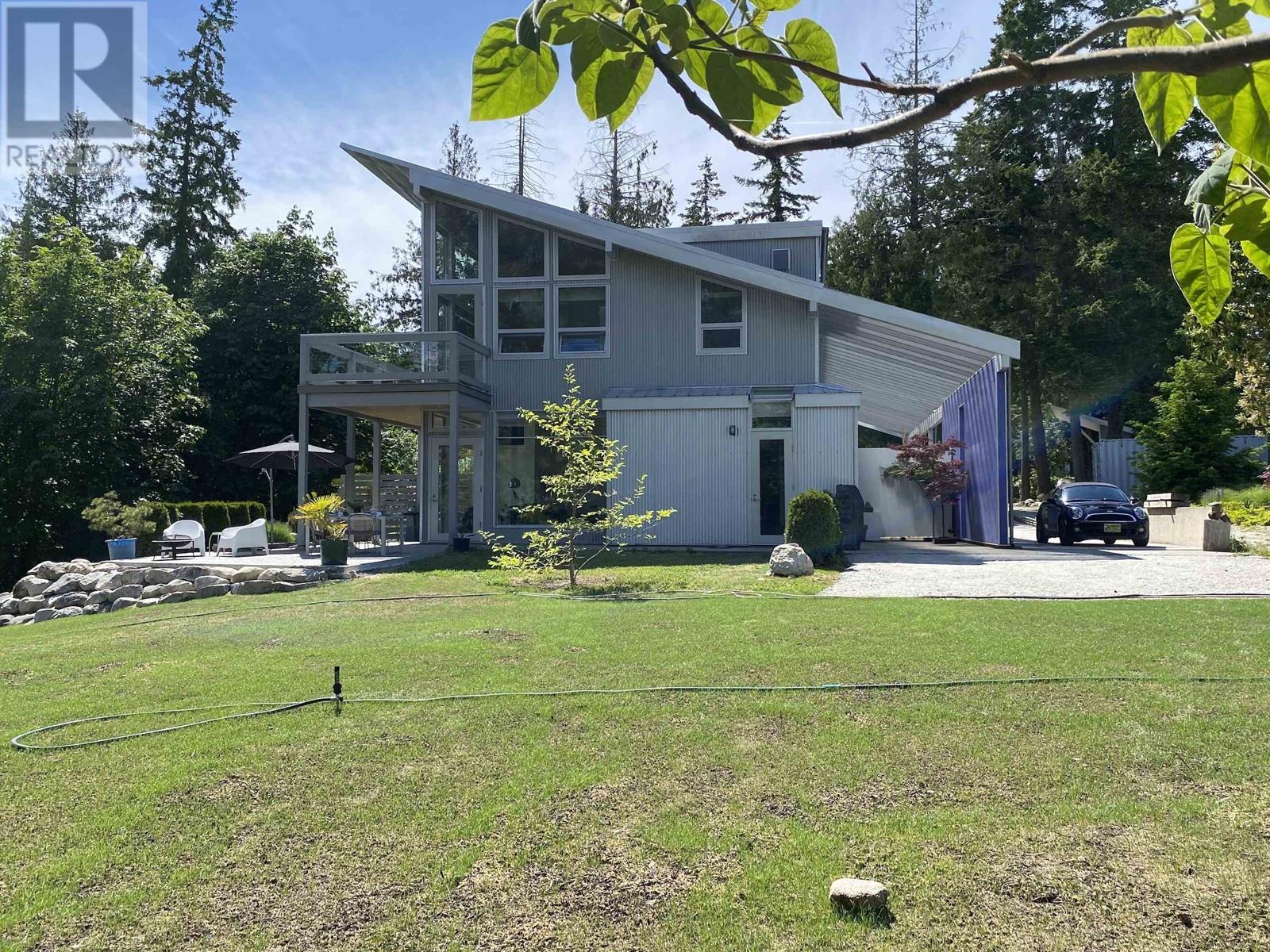 5550 Nickerson Road, Sechelt, British Columbia  V7Z 0M4 - Photo 6 - R2975792