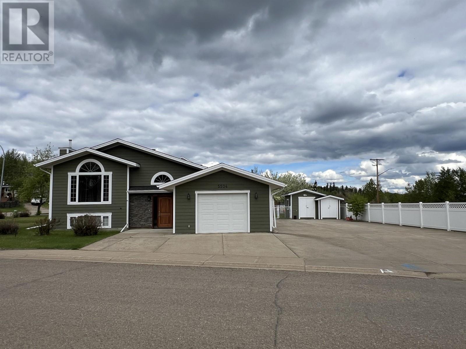 5504 CHURCHILL AVENUE, Fort Nelson, British Columbia