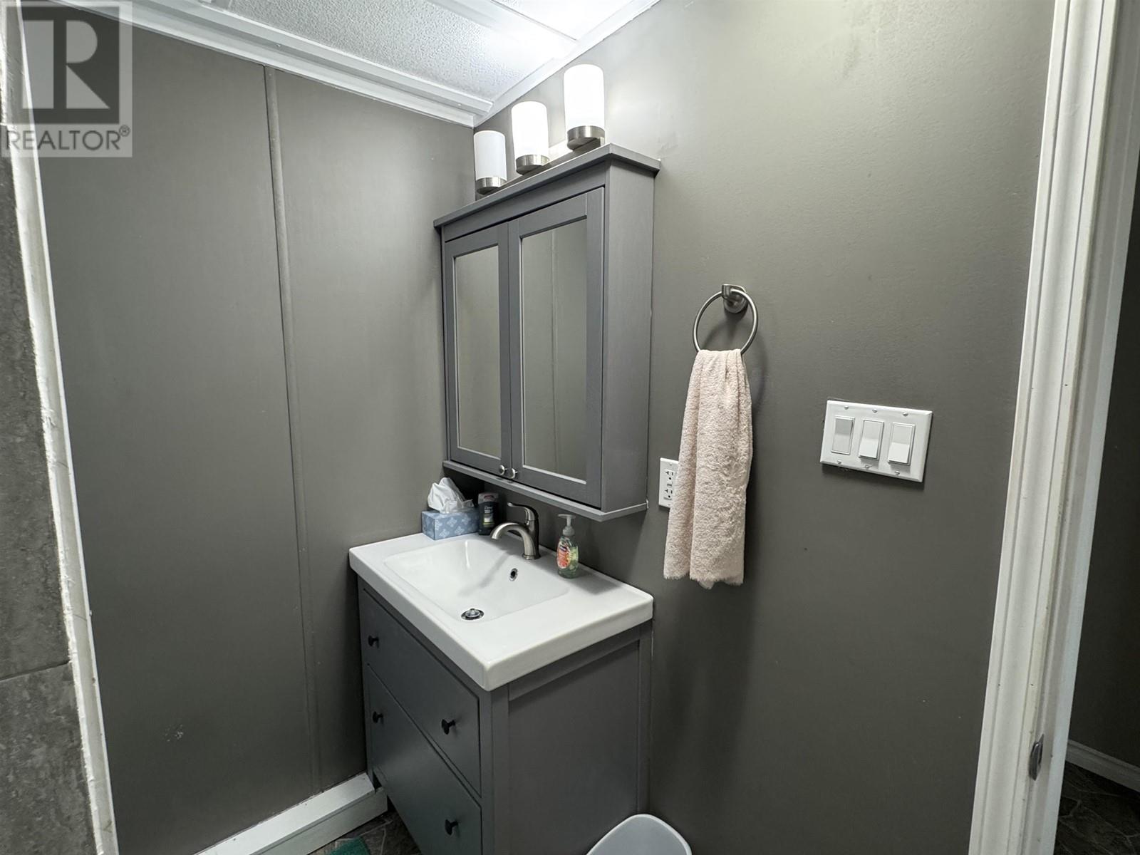 970 Beaven Crescent, Valemount, British Columbia  V0E 2Z0 - Photo 20 - R3011472
