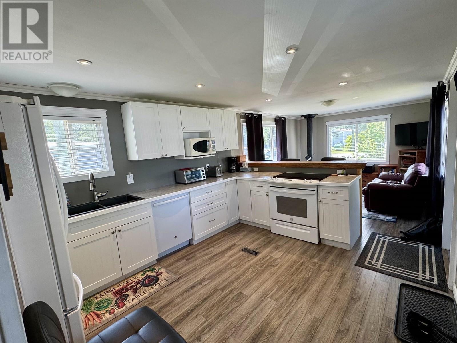 970 Beaven Crescent, Valemount, British Columbia  V0E 2Z0 - Photo 11 - R3011472