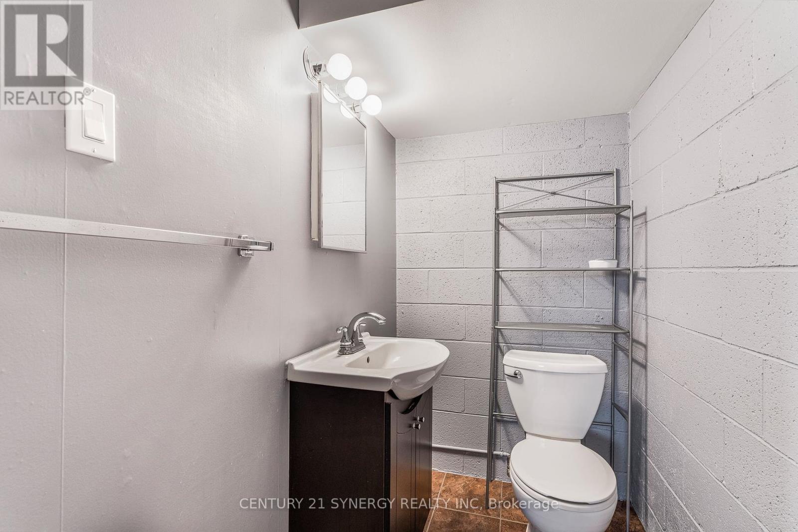1242 Clyde Avenue, Ottawa, Ontario  K2C 1Y4 - Photo 26 - X12196890
