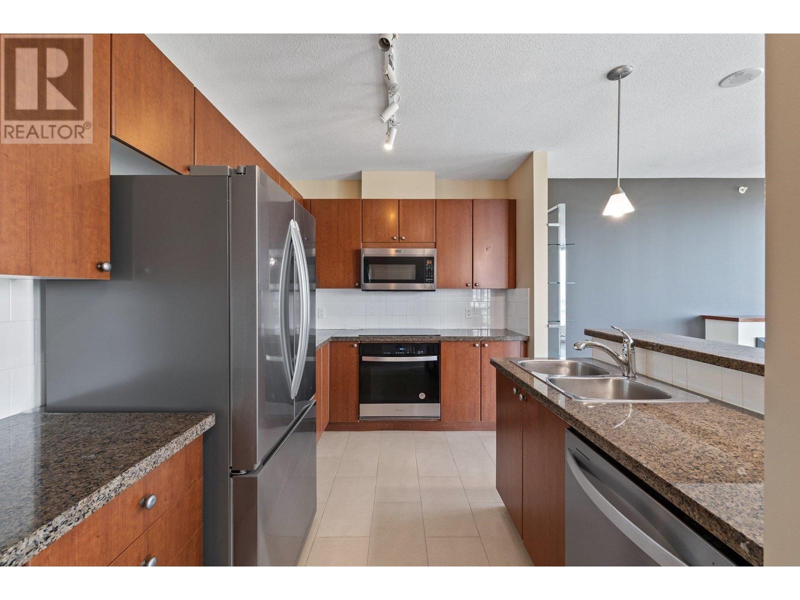 2203 15 E Royal Avenue, New Westminster, British Columbia  V3L 0A9 - Photo 5 - R3002065