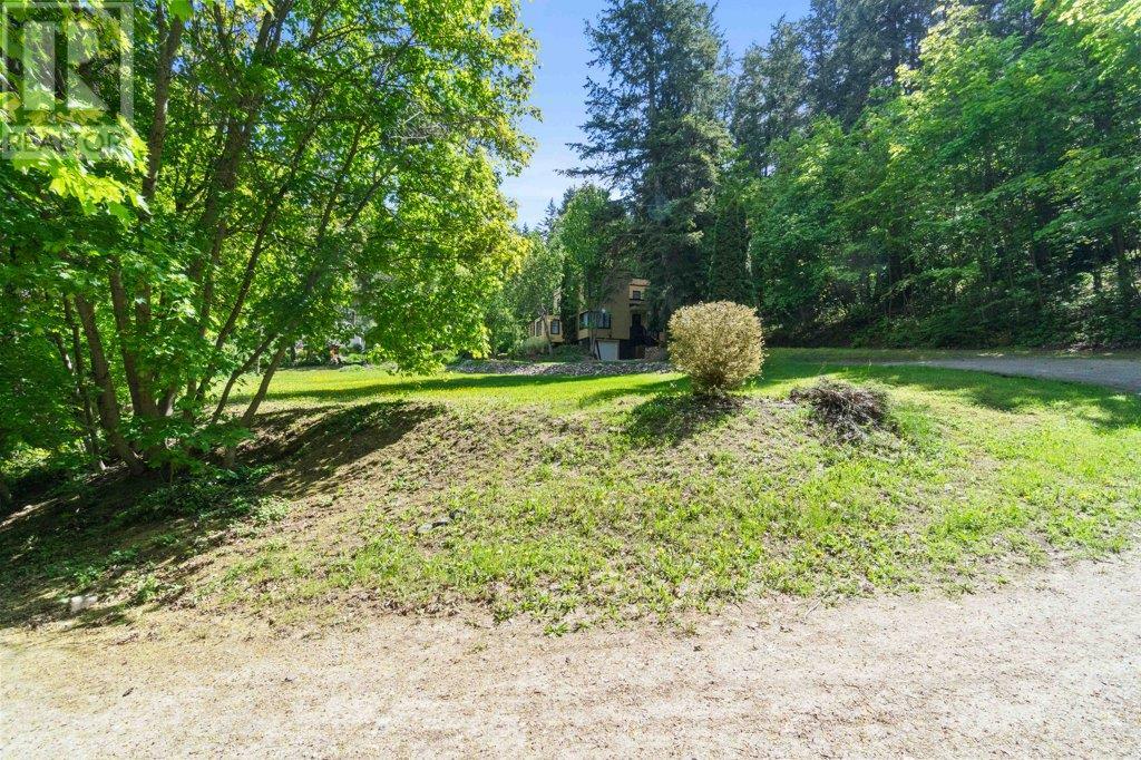 1210 Trans Canada Highway Highway Ne Lot# 1, Salmon Arm, British Columbia  V1E 2S6 - Photo 61 - 10348744