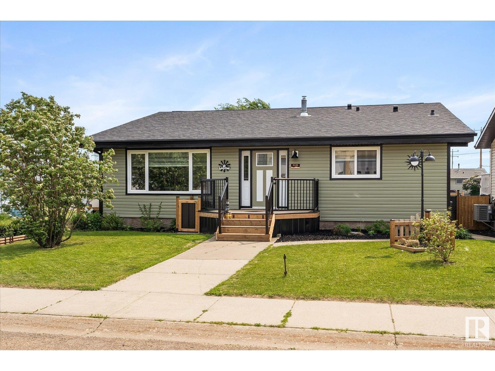 5125 53 AV, Wabamun, Alberta