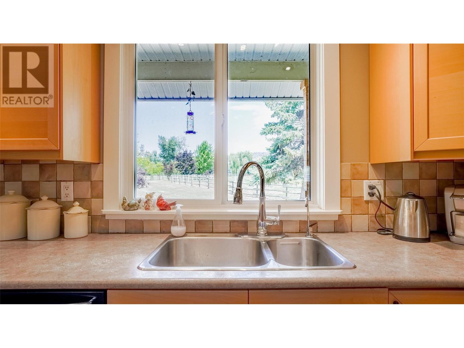 205 Greasewood Avenue, Oliver, British Columbia  V0H 1T1 - Photo 38 - 10342831