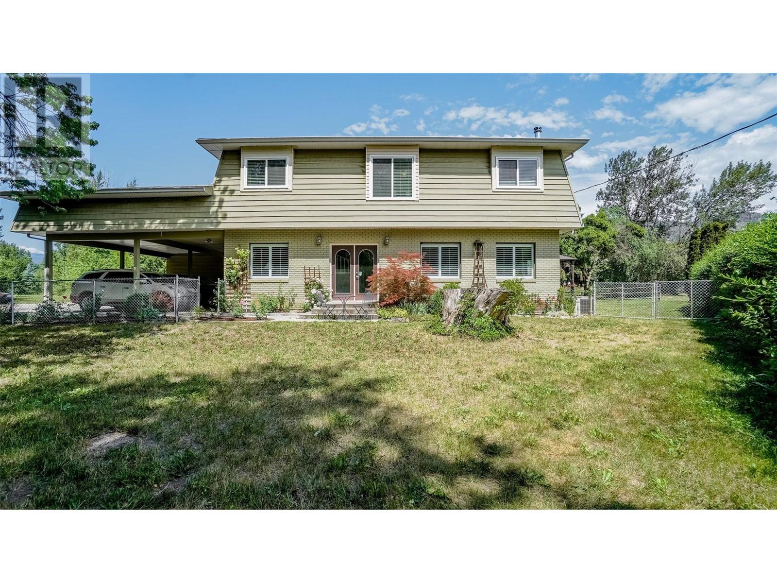 205 GREASEWOOD Avenue, Oliver, British Columbia