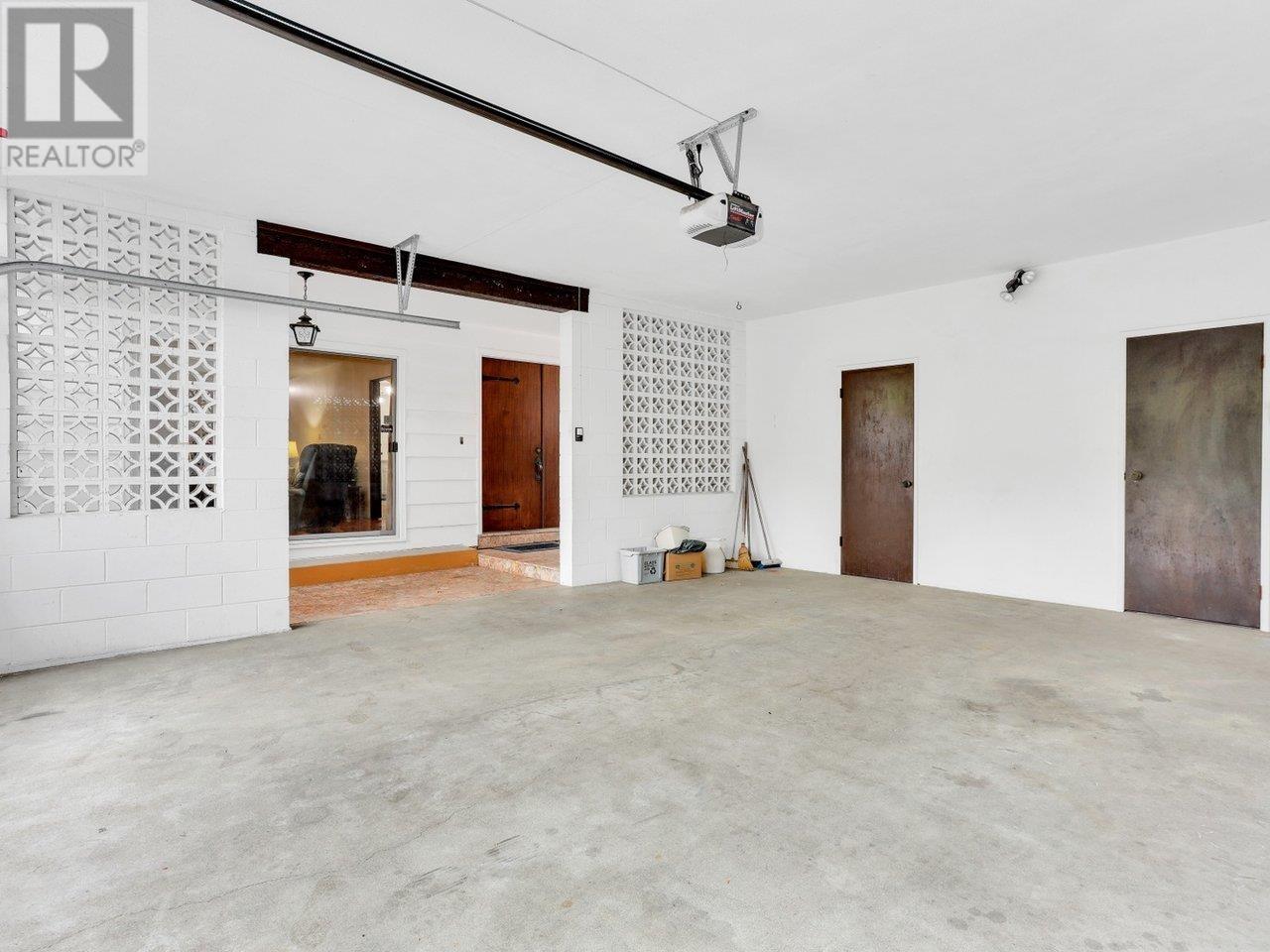 5938 Holland Street, Vancouver, British Columbia  V6N 2B3 - Photo 32 - R3010246