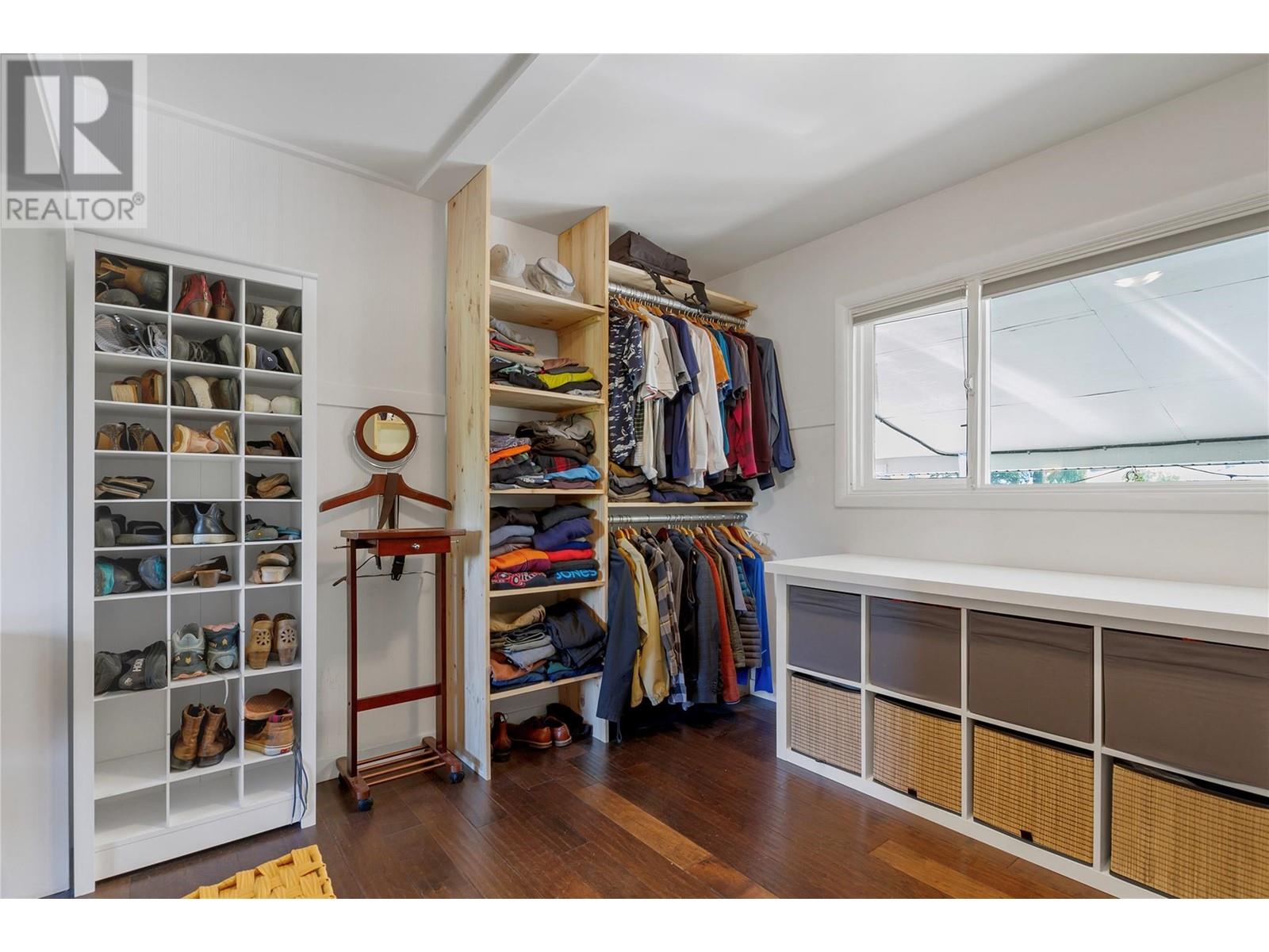 Property at 2515 East Vernon Road image 1