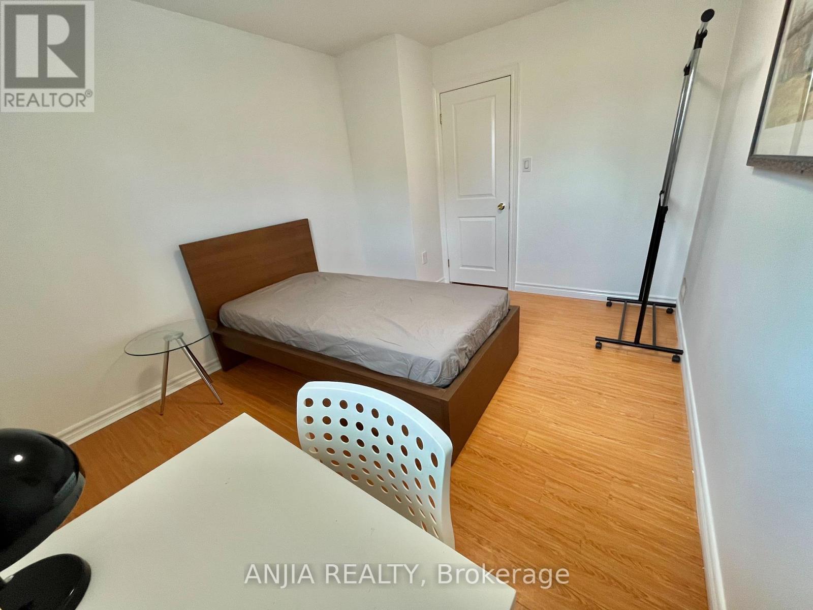 Unit 3 - 256 Homewood Avenue, Toronto, Ontario  M2R 2N3 - Photo 4 - C12196865