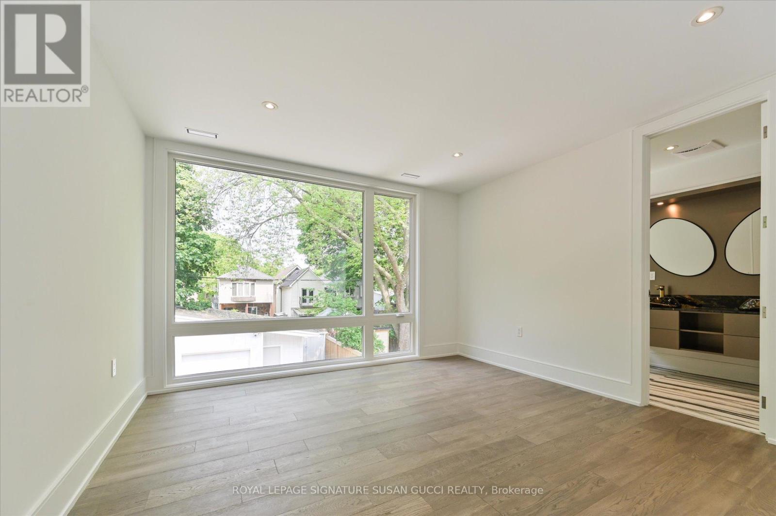 19 Devon Road, Toronto, Ontario  M4E 2J7 - Photo 19 - E12196832