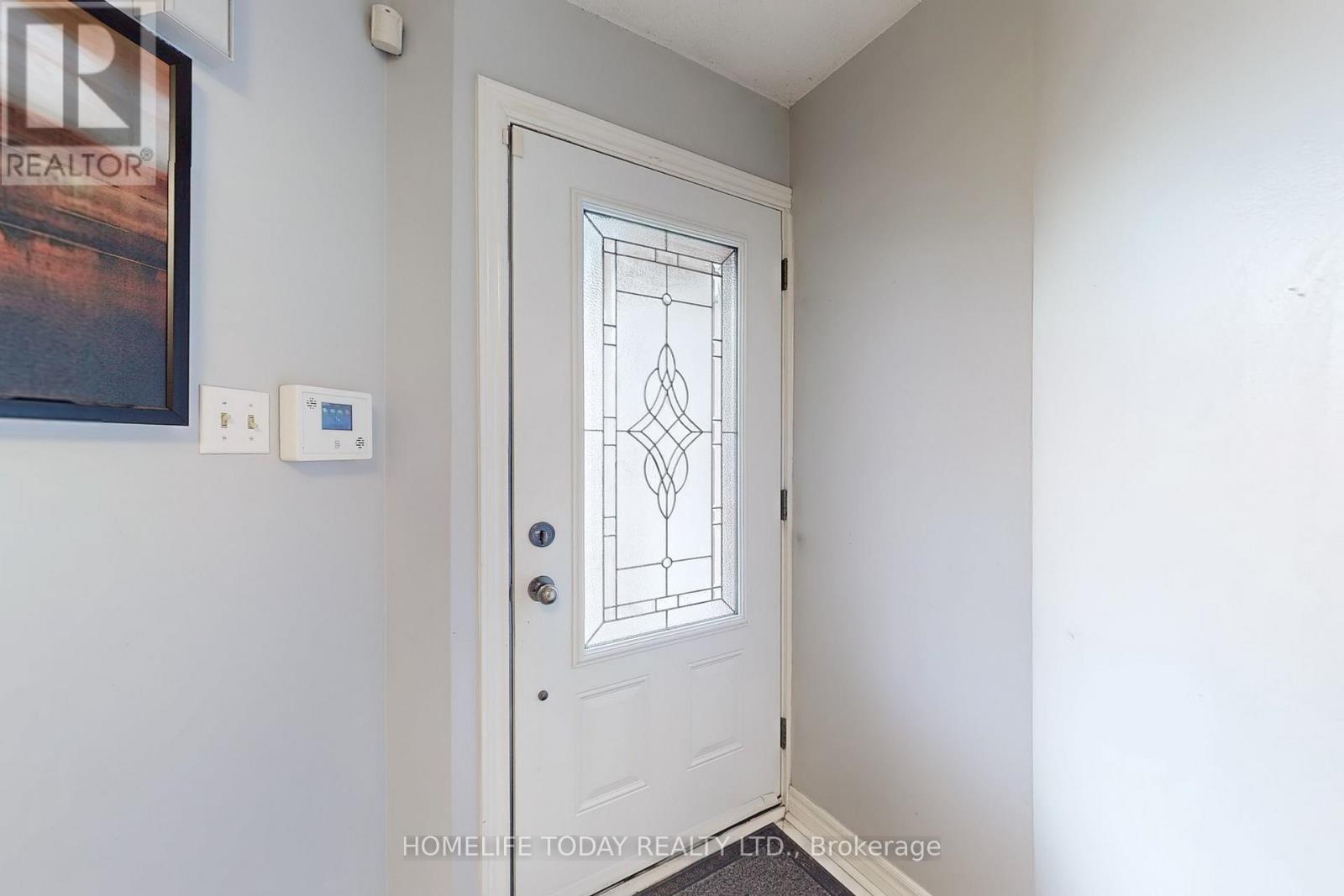 1604 Deerbrook Drive, Pickering, Ontario  L1V 5B7 - Photo 14 - E12196834