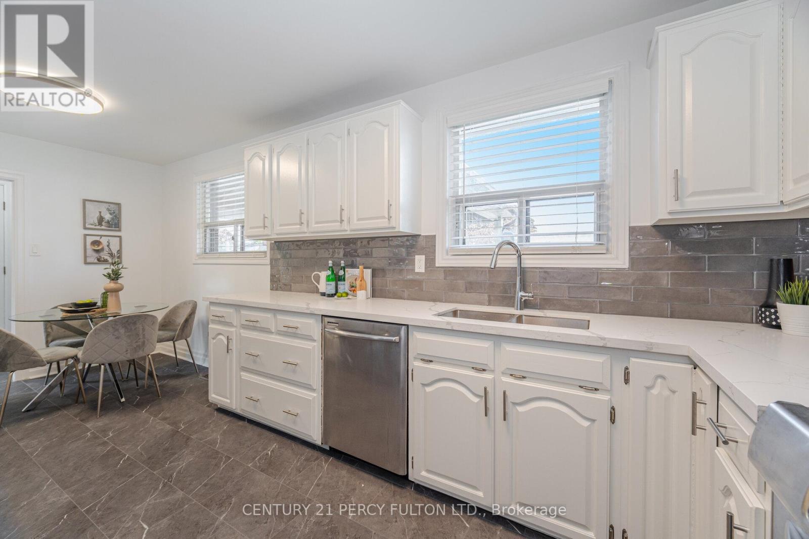 761 Krosno Boulevard, Pickering, Ontario  L1W 1G5 - Photo 10 - E12196844