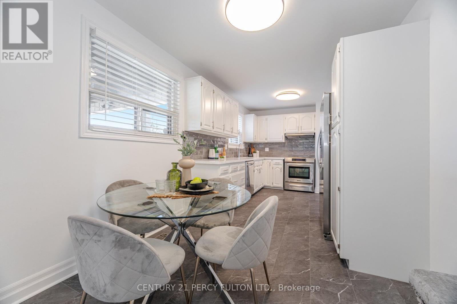 761 Krosno Boulevard, Pickering (Bay Ridges), Ontario  L1W 1G5 - Photo 13 - E12196844
