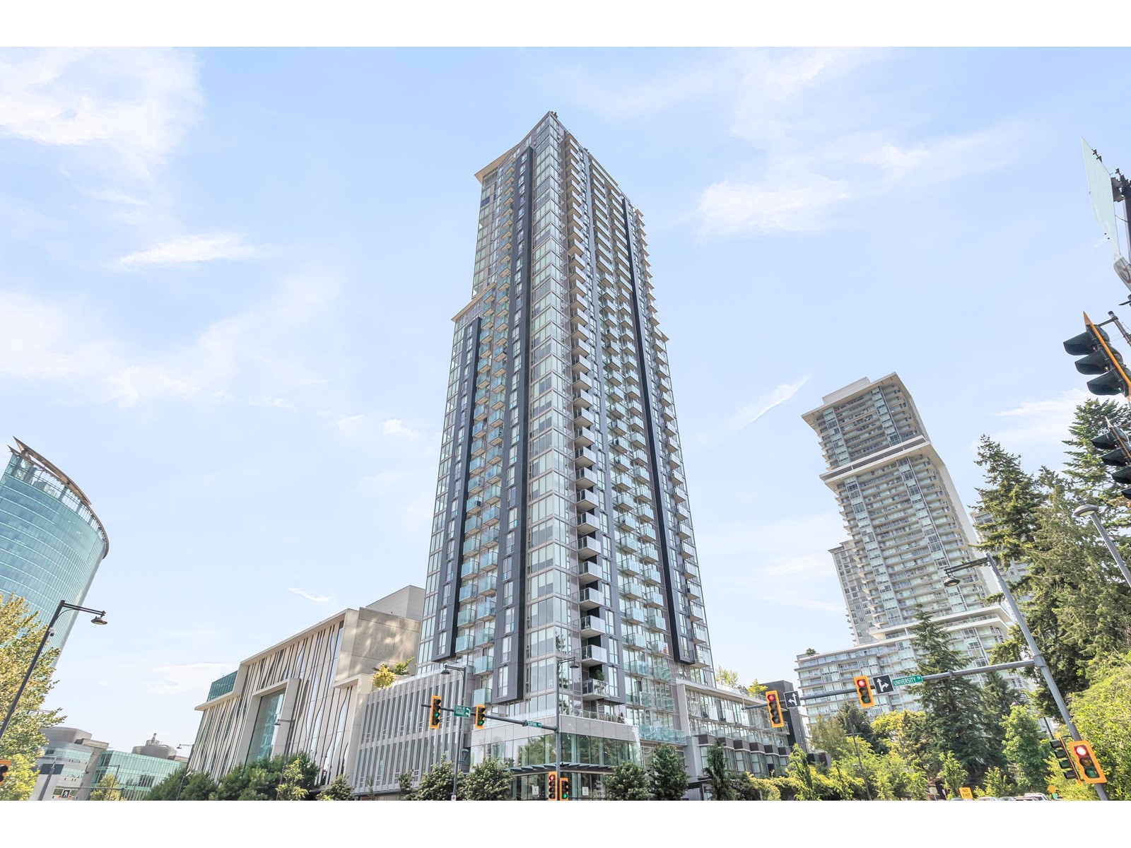 2413 13438 CENTRAL AVENUE, surrey, British Columbia