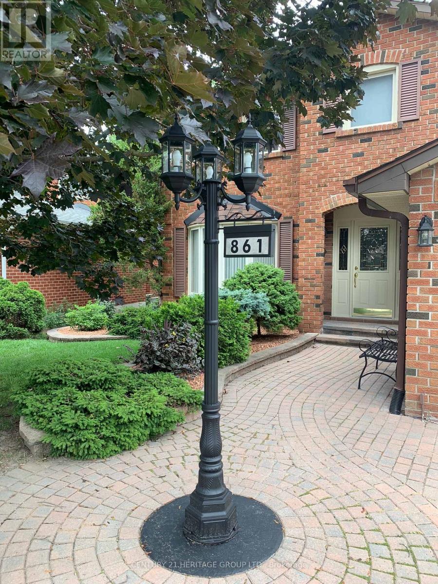 861 Columbia Court, Newmarket, Ontario  L3Y 6L6 - Photo 40 - N12196861