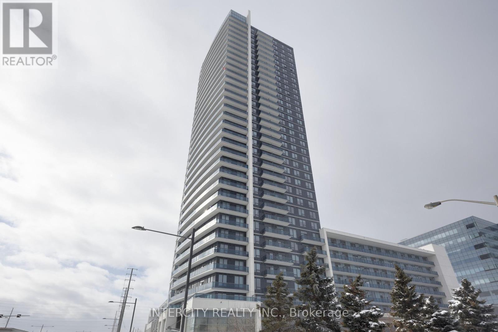 617 - 3600 Highway 7, Vaughan, Ontario  L4L 5G1 - Photo 2 - N12196885