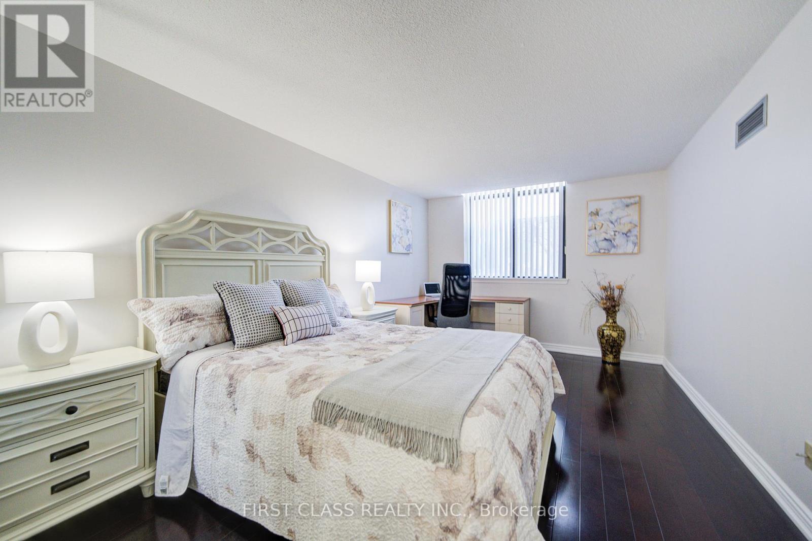 138 - 25 Bamburgh Circle, Toronto, Ontario  M1W 3W2 - Photo 34 - E12164120