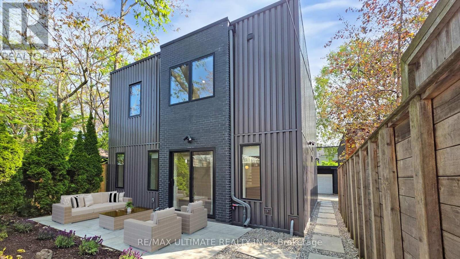 Laneway House - 189 Logan Avenue, Toronto, Ontario  M4M 2N2 - Photo 28 - E12195333