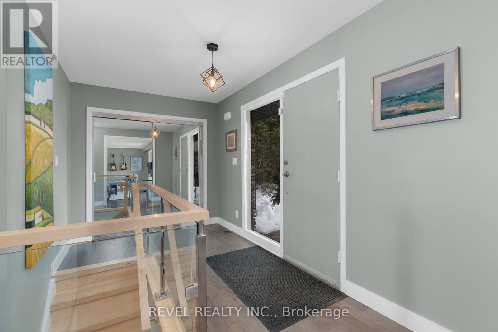 416 Bay Street, Orillia, Ontario  L3V 3X4 - Photo 5 - S12033812