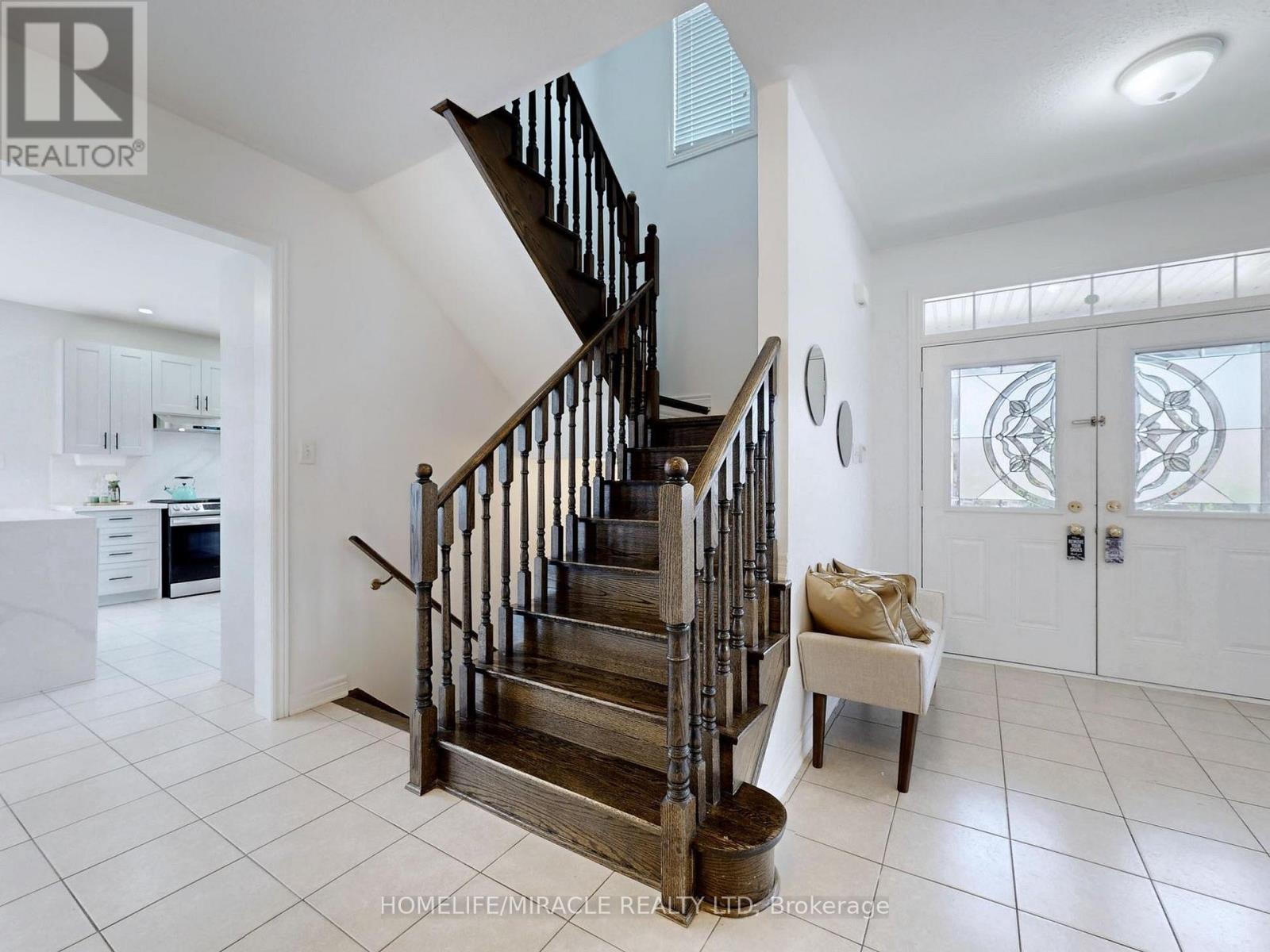 63 Sleightholme Crescent, Brampton, Ontario  L6P 3E7 - Photo 14 - W12164110