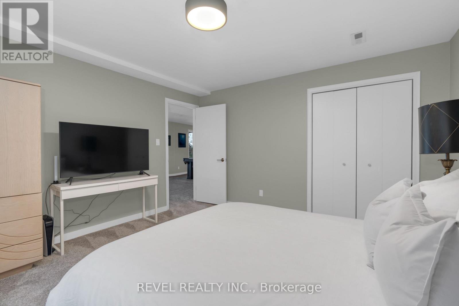 416 Bay Street, Orillia, Ontario  L3V 3X4 - Photo 30 - S12033812
