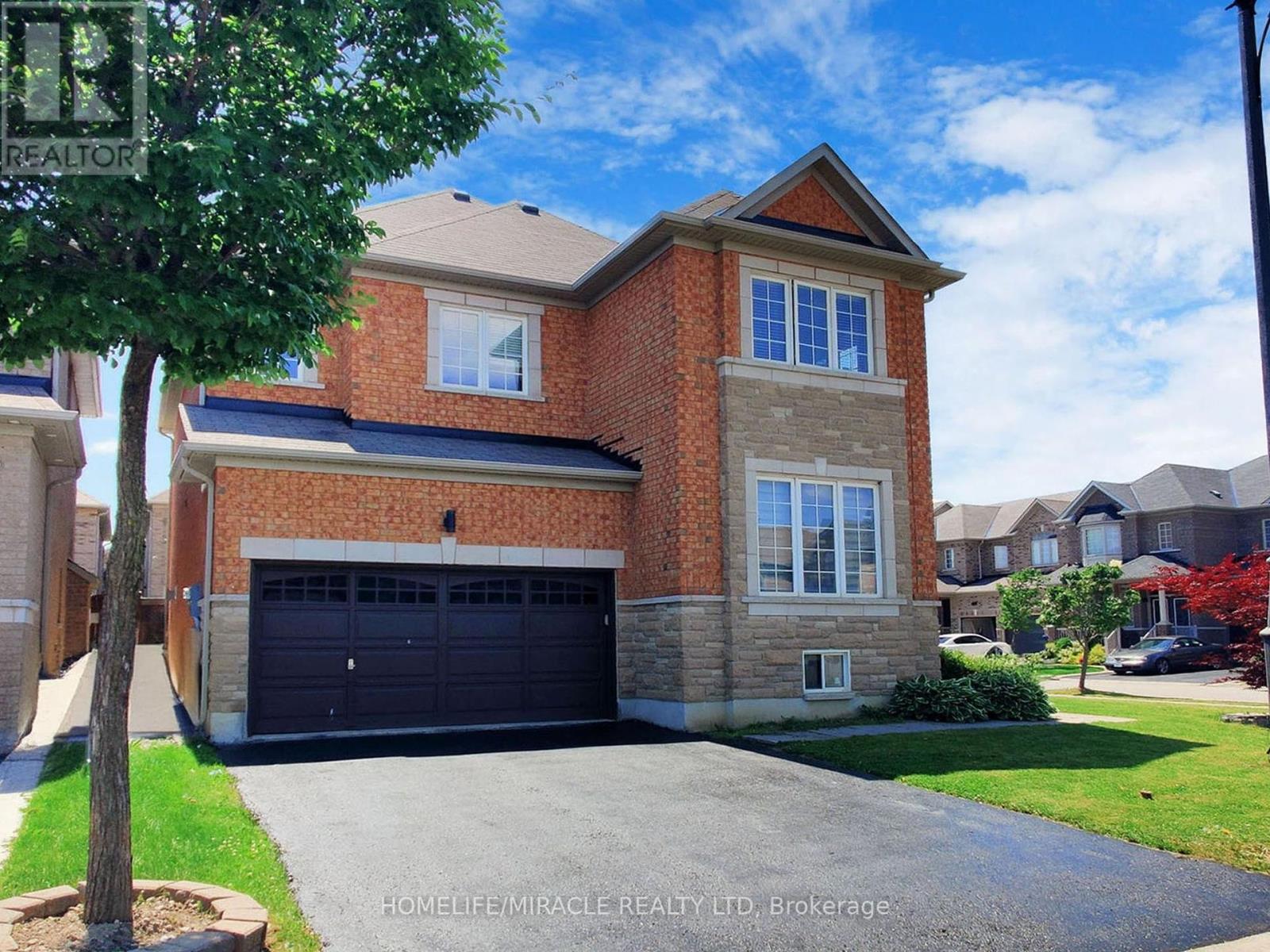 63 Sleightholme Crescent, Brampton, Ontario  L6P 3E7 - Photo 1 - W12164110
