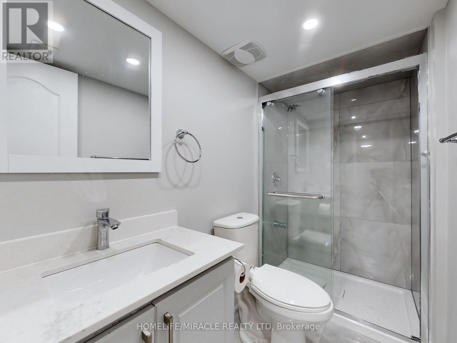 63 Sleightholme Crescent, Brampton, Ontario  L6P 3E7 - Photo 28 - W12164110