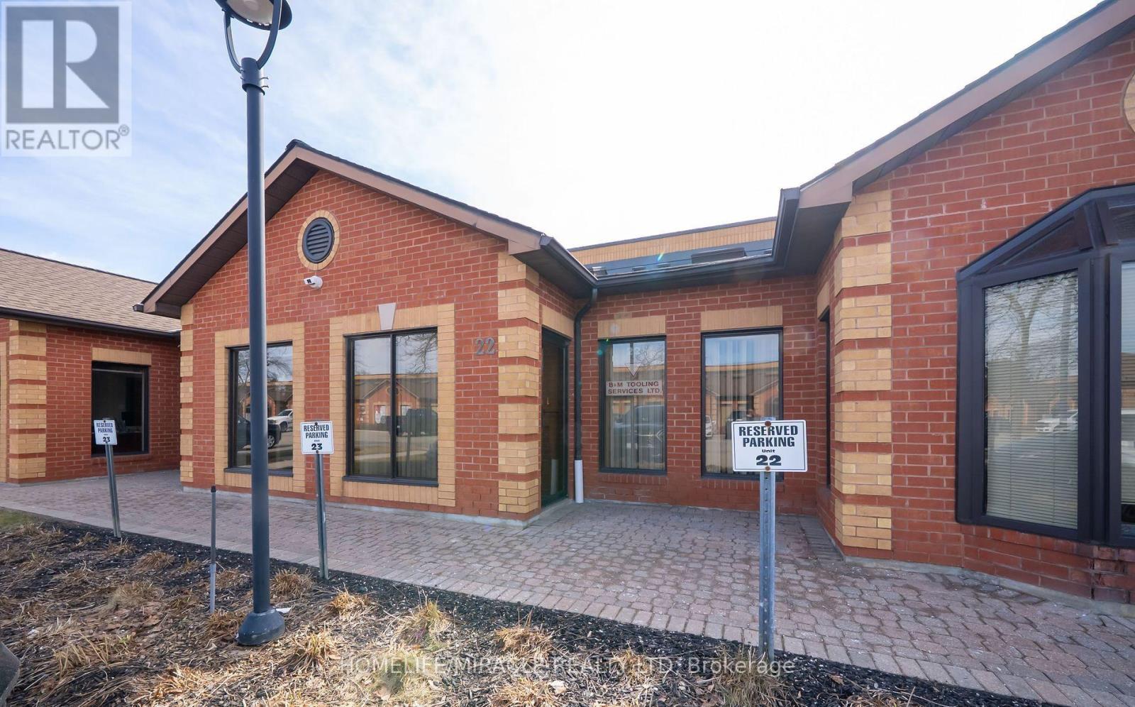 22 - 18 REGAN ROAD, Brampton, Ontario
