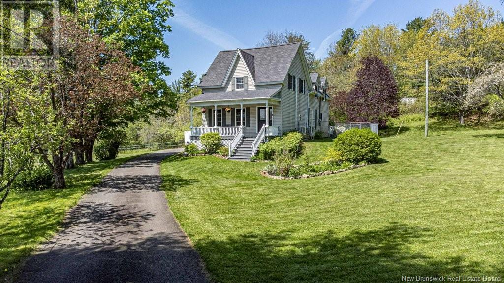 Property at 135 Kingsley Road image 1