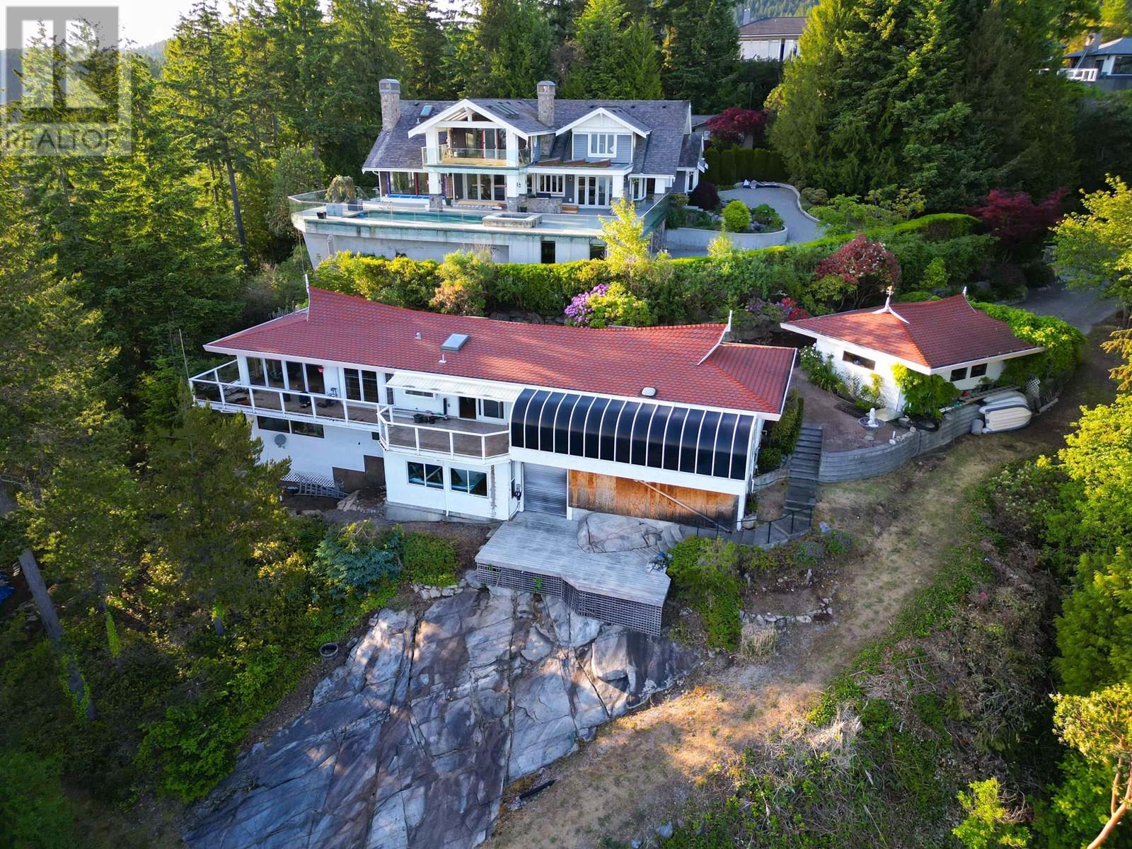 3 4665 Woodridge Place, West Vancouver, British Columbia  V7S 2X1 - Photo 4 - R3011535