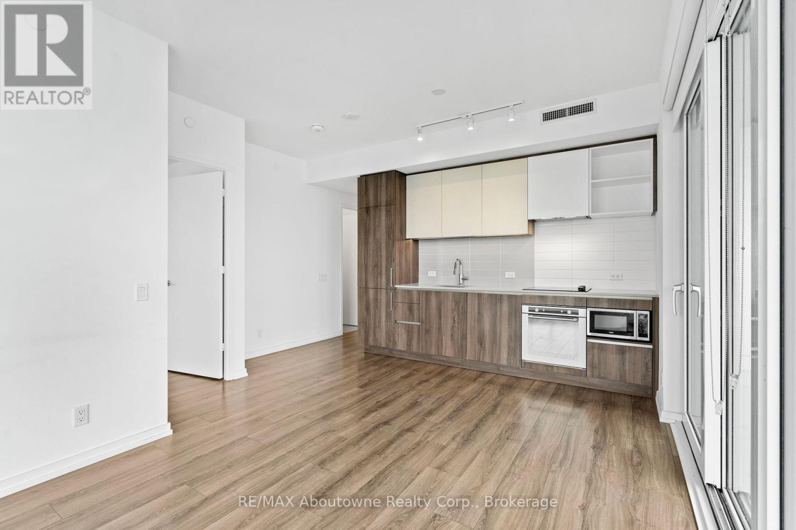 3312 - 7890 Jane Street, Vaughan, Ontario  L4K 0K9 - Photo 10 - N12196930