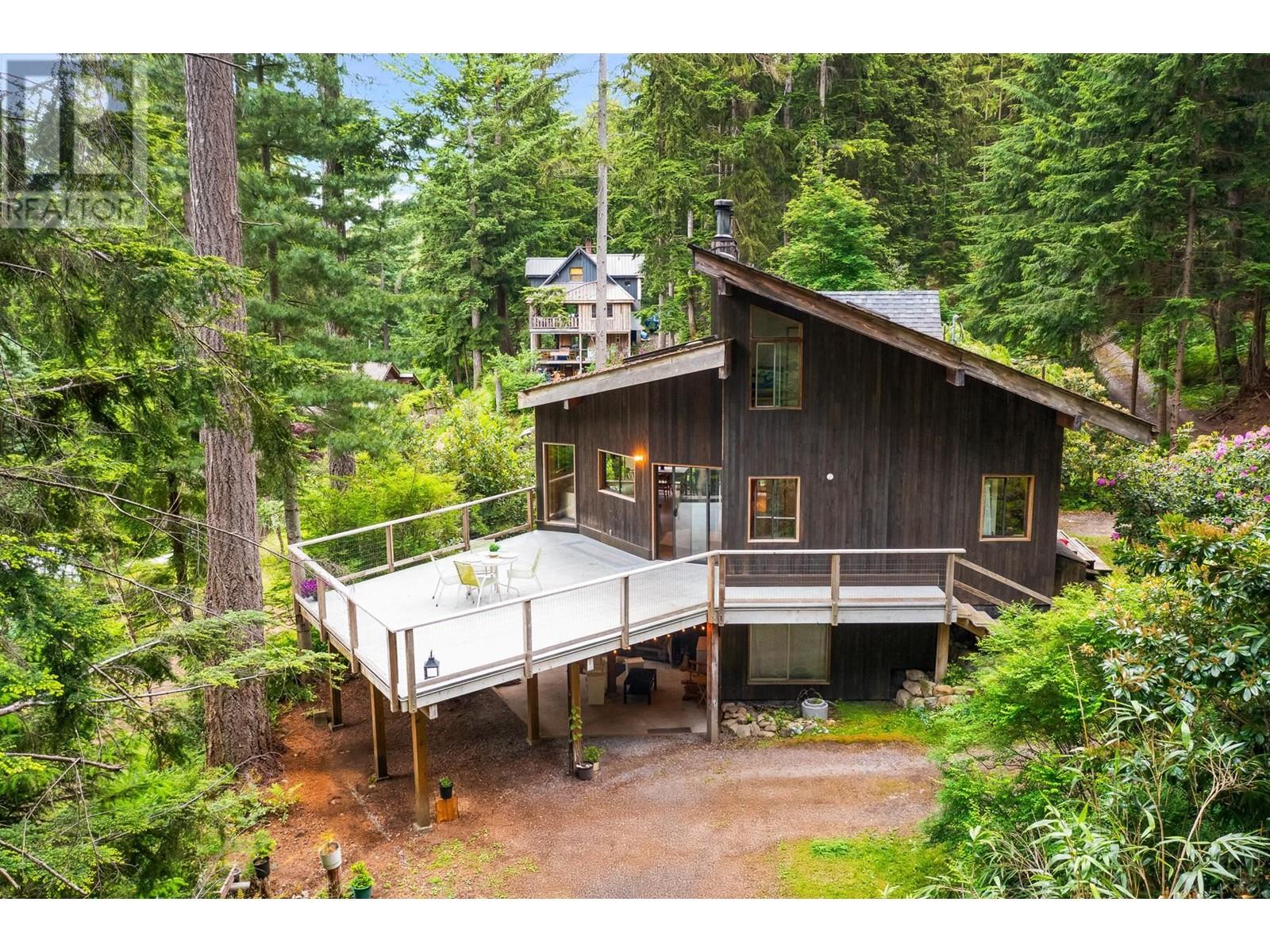 Property at 564 COWAN ROAD image 1