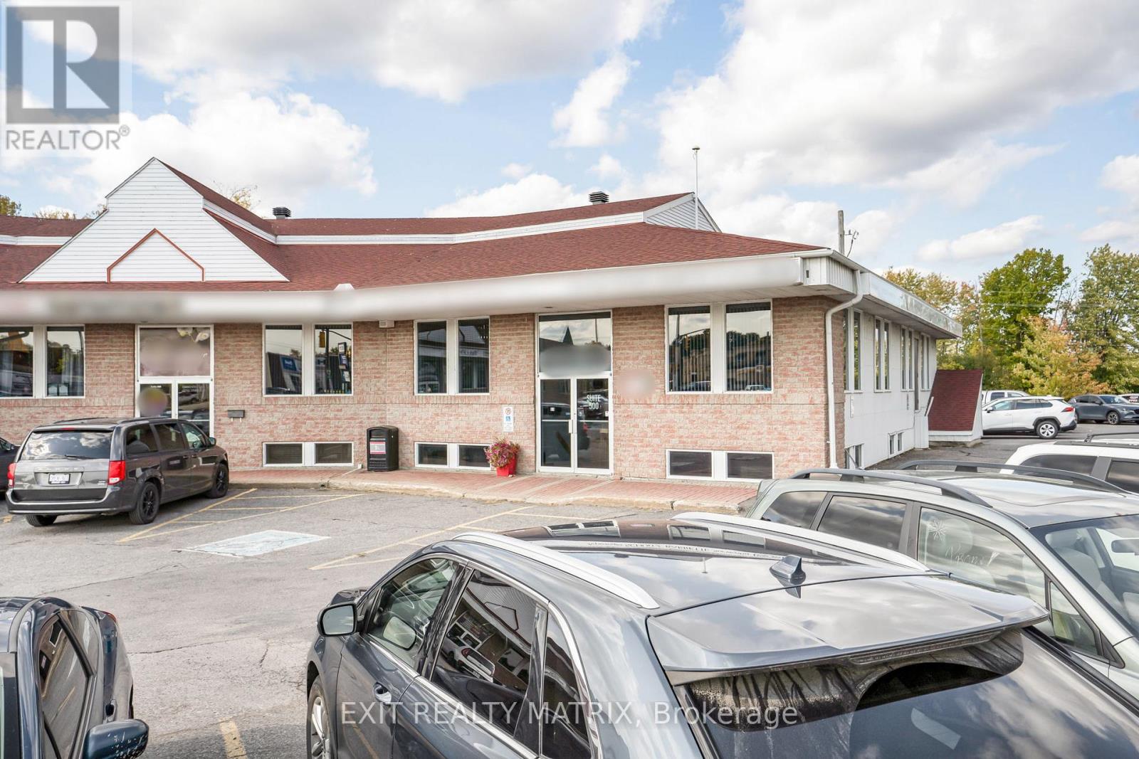 500 - 1 Main Street E, Hawkesbury, Ontario  K6A 1A1 - Photo 2 - X12080864