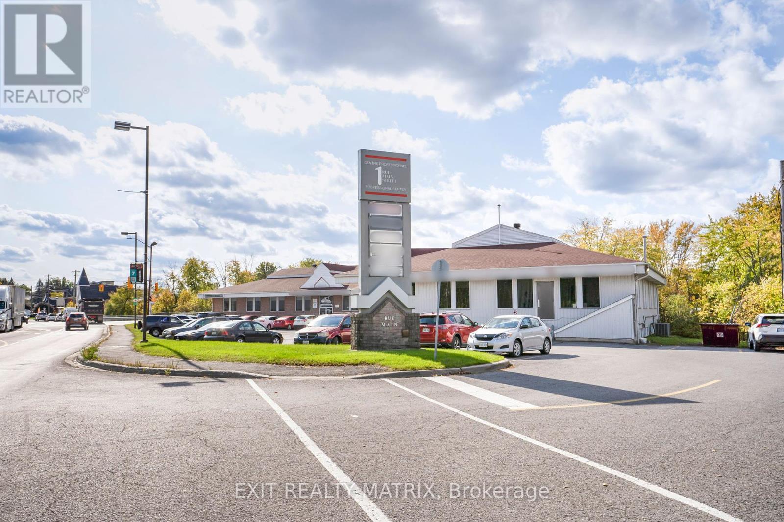 500 - 1 Main Street E, Hawkesbury, Ontario  K6A 1A1 - Photo 3 - X12080864