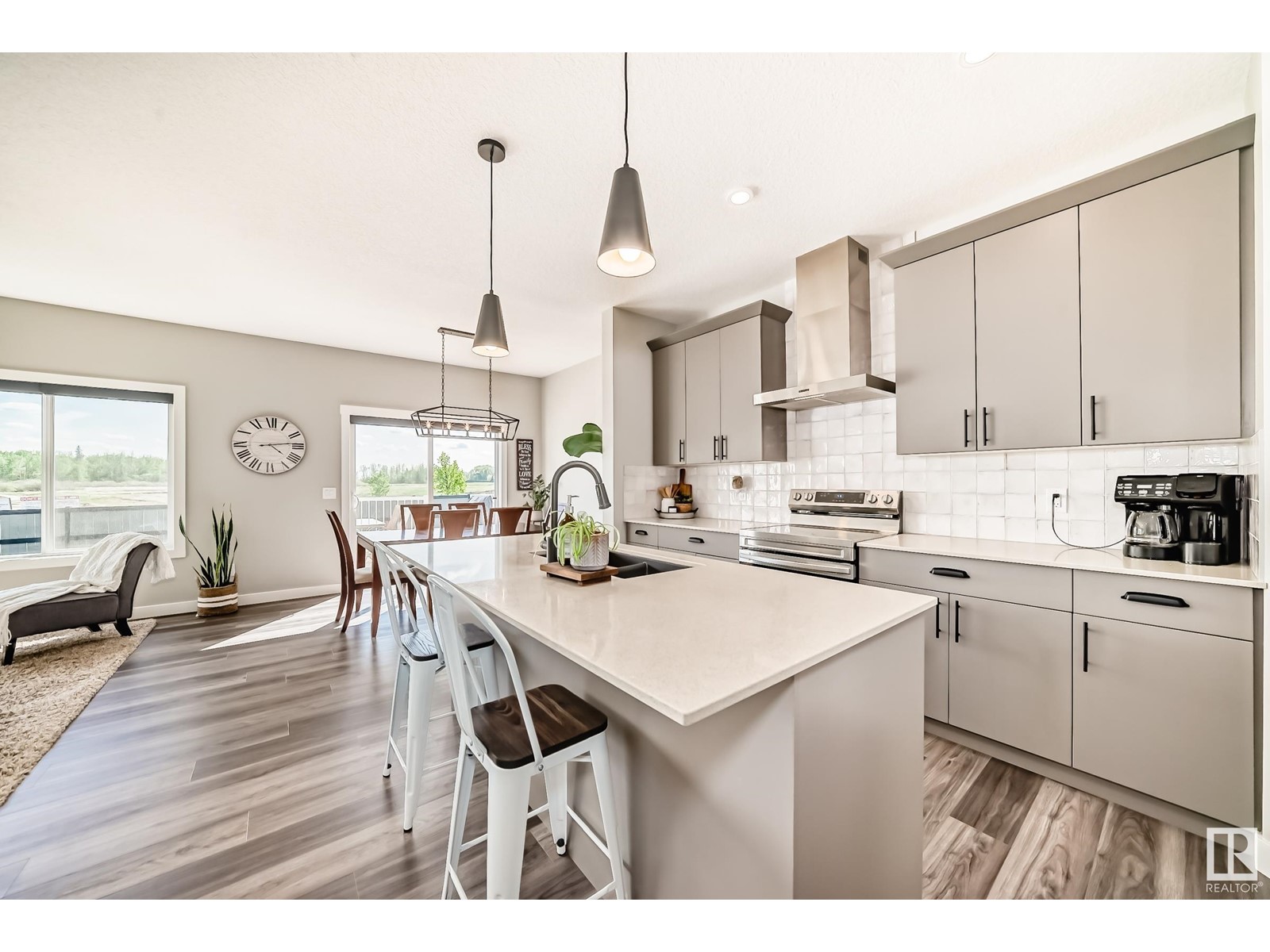 Property at 1900 WESTERRA LN image 4