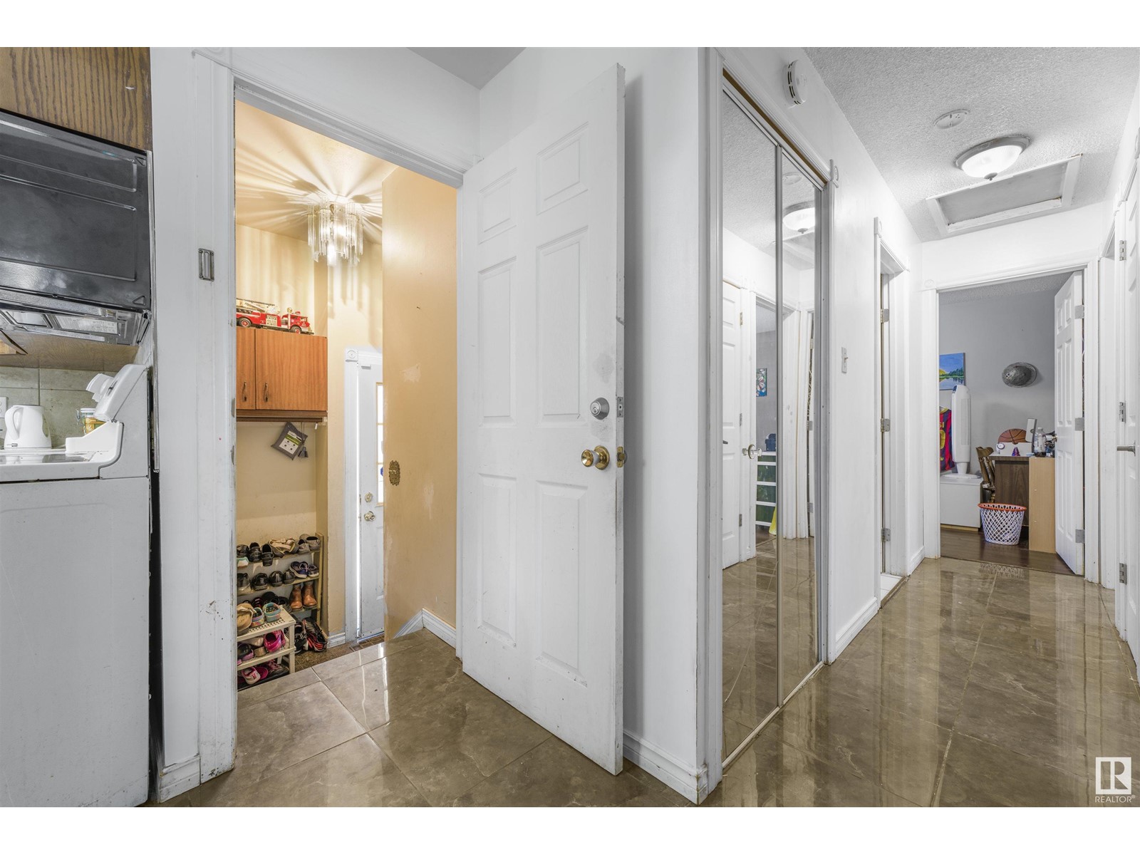 5940 149 Av Nw, Edmonton, Alberta  T5A 1V6 - Photo 16 - E4440371