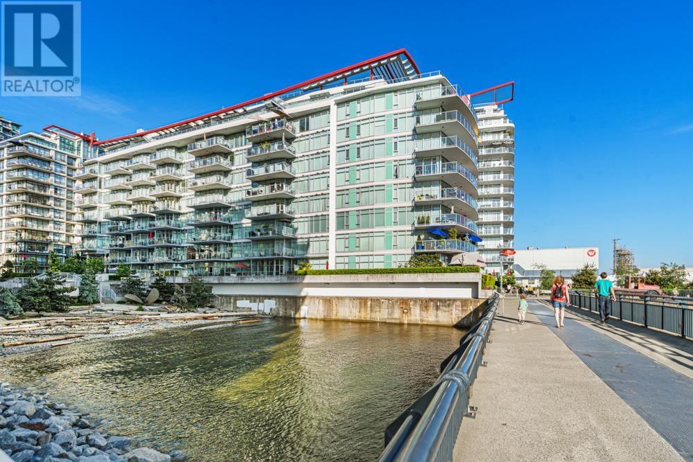 305 185 Victory Ship Way, North Vancouver, British Columbia  V7L 0G2 - Photo 26 - R3010331