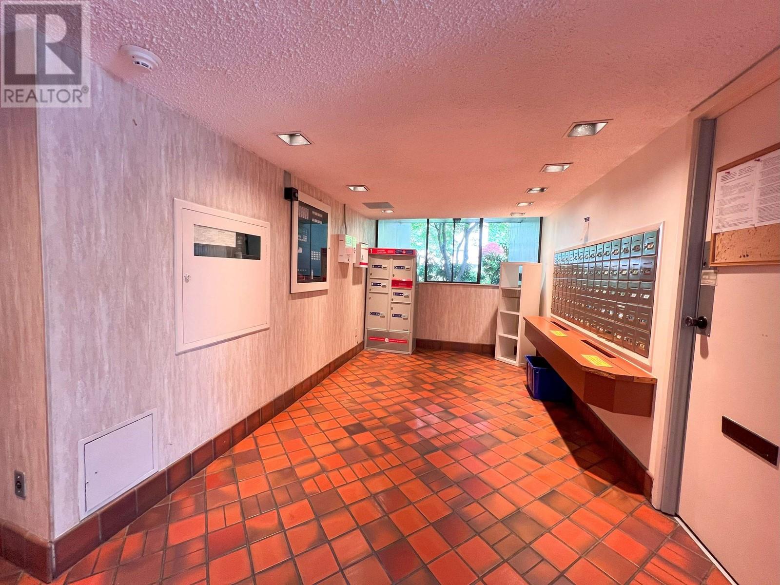 606 4105 Maywood Street, Burnaby, British Columbia  V5H 4A3 - Photo 8 - R3011298