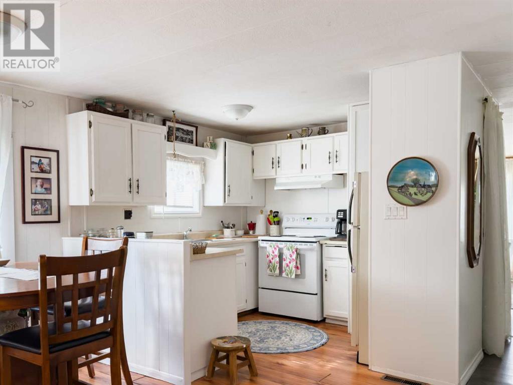 279, 133 Jarvis Street, Hinton, Alberta  T7V 1R6 - Photo 6 - A2212864