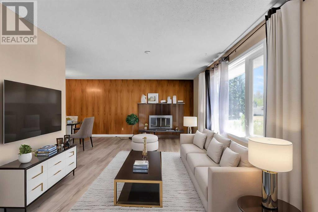 Property at 5439 Dalrymple Crescent NW image 3