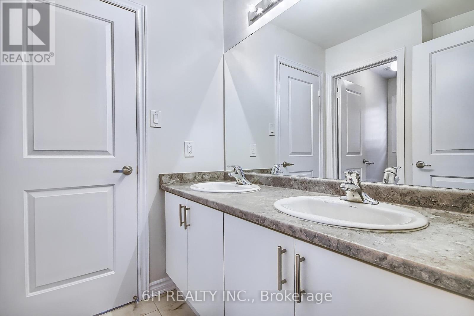 1720 Emberton Way, Innisfil, Ontario  L9S 0N5 - Photo 43 - N12196944